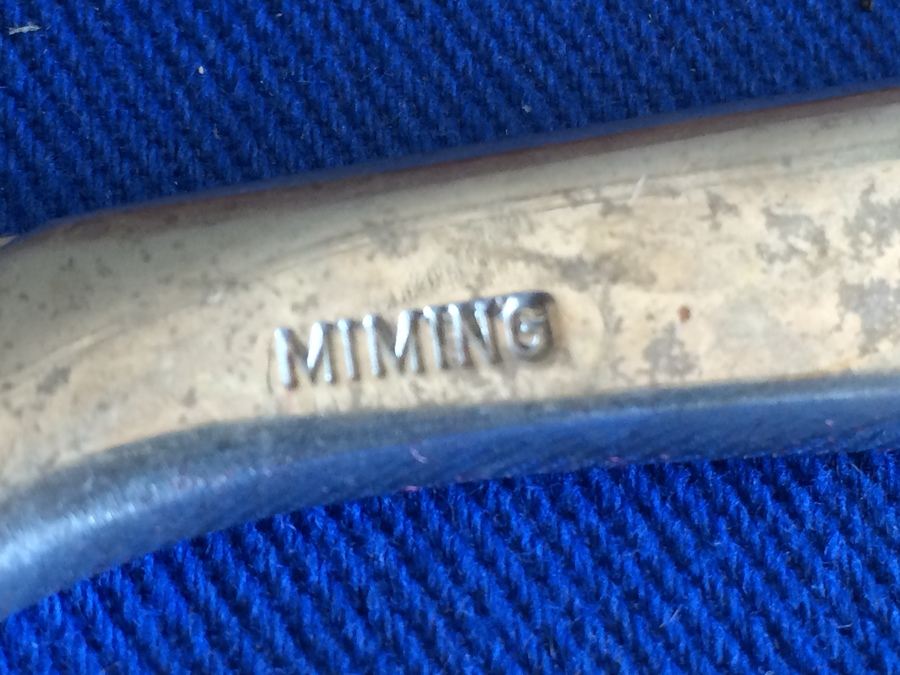 Nice Set of Gerber Carving Knives with 11 Miming Steak Knives in Wooden Storage Case [Photo 9]