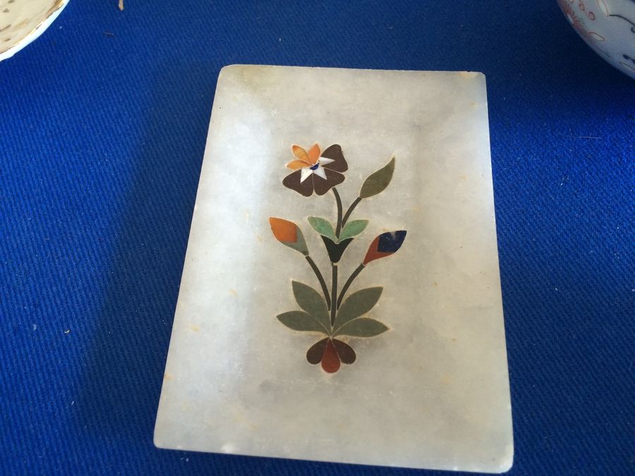 Lot of China and Glassware [Photo 3]