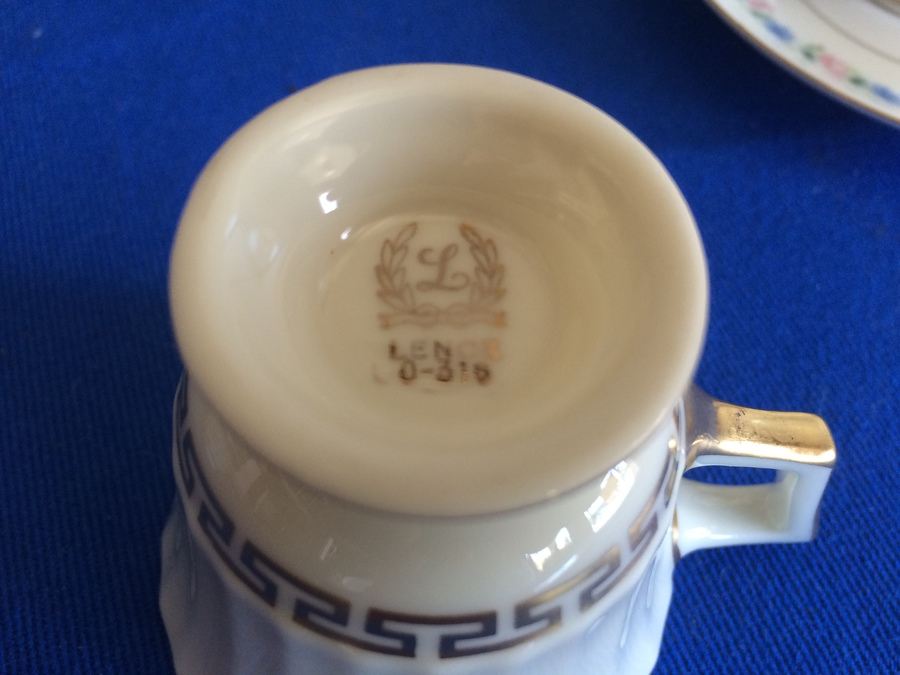 Lot of China and Glassware [Photo 15]