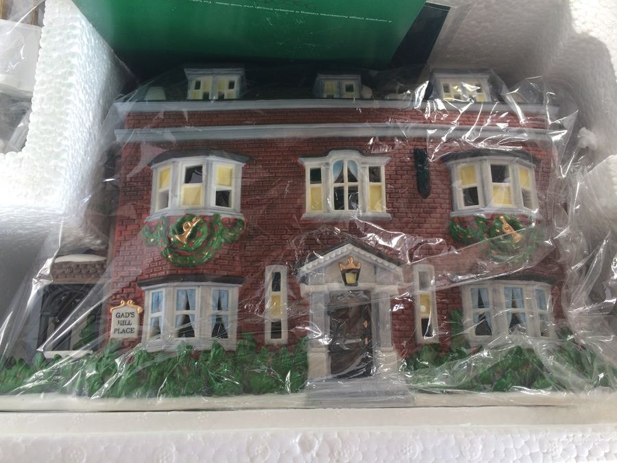 Huge Collection of Department 56 Heritage Village Collection Dickens' Village Series All in Original Box [Photo 33]