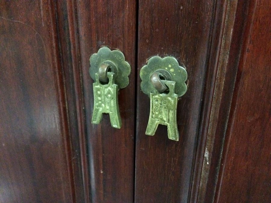 Vintage Chinese Rosewood Etagere Cabinet [Photo 16]