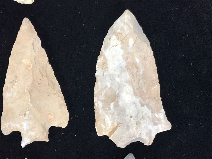 Collection Of (15) Authentic Native American Indian Hand Carved Stone Arrowheads [Photo 7]