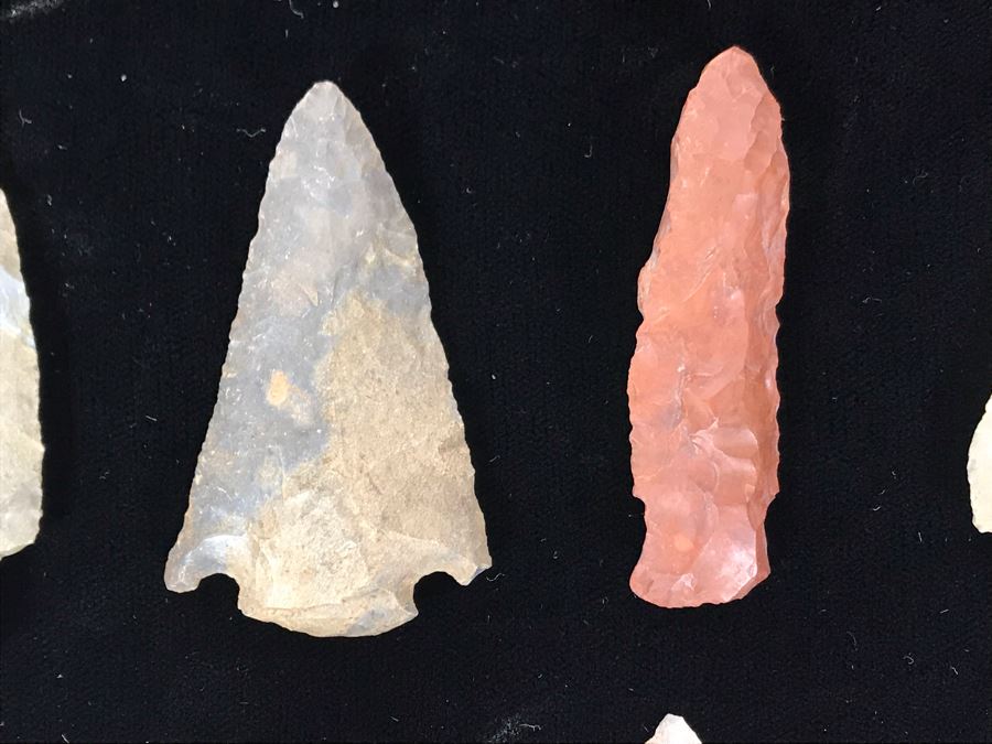 Collection Of (15) Authentic Native American Indian Hand Carved Stone Arrowheads [Photo 3]
