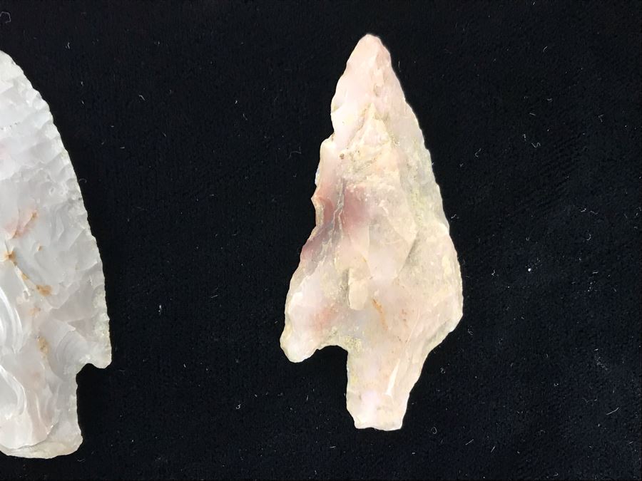 Collection Of (15) Authentic Native American Indian Hand Carved Stone Arrowheads [Photo 10]