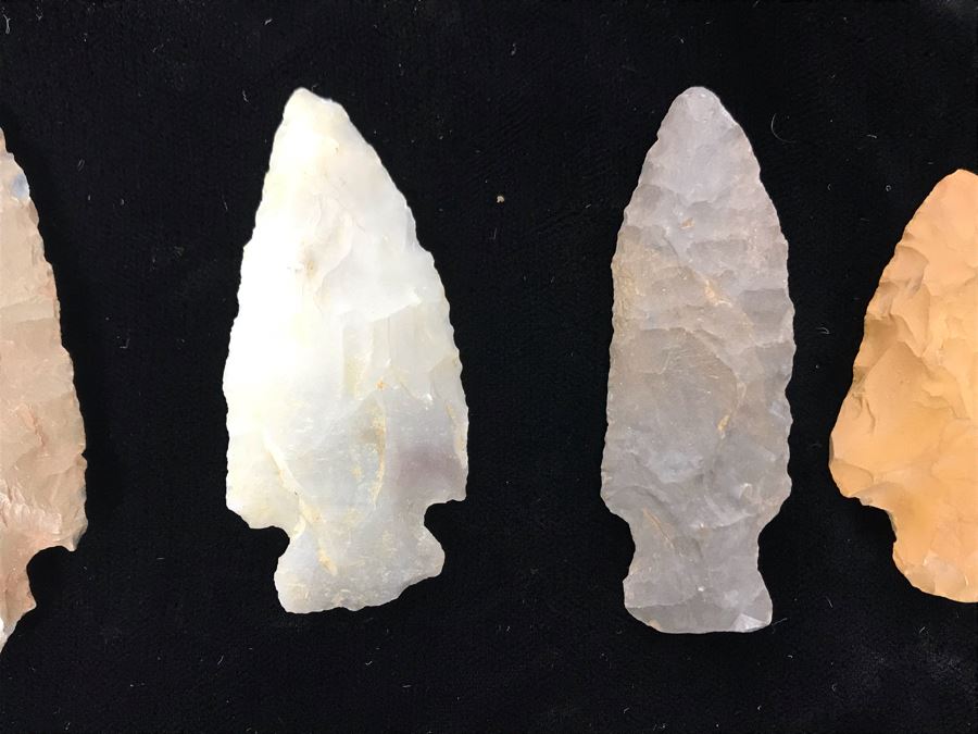 Collection Of (19) Authentic Native American Indian Hand Carved Stone Arrowheads [Photo 6]