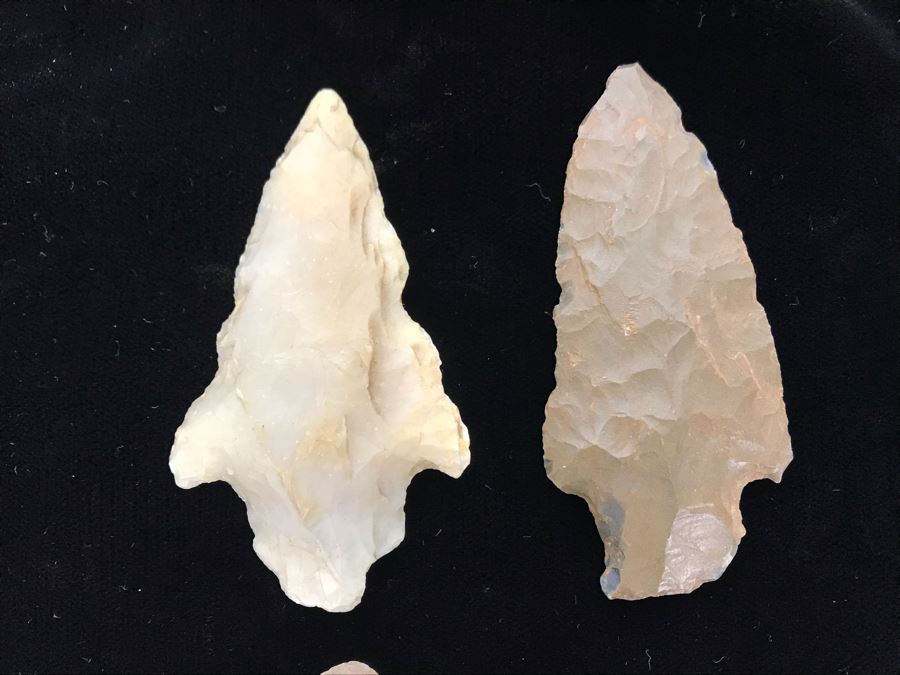 Collection Of (19) Authentic Native American Indian Hand Carved Stone Arrowheads [Photo 5]