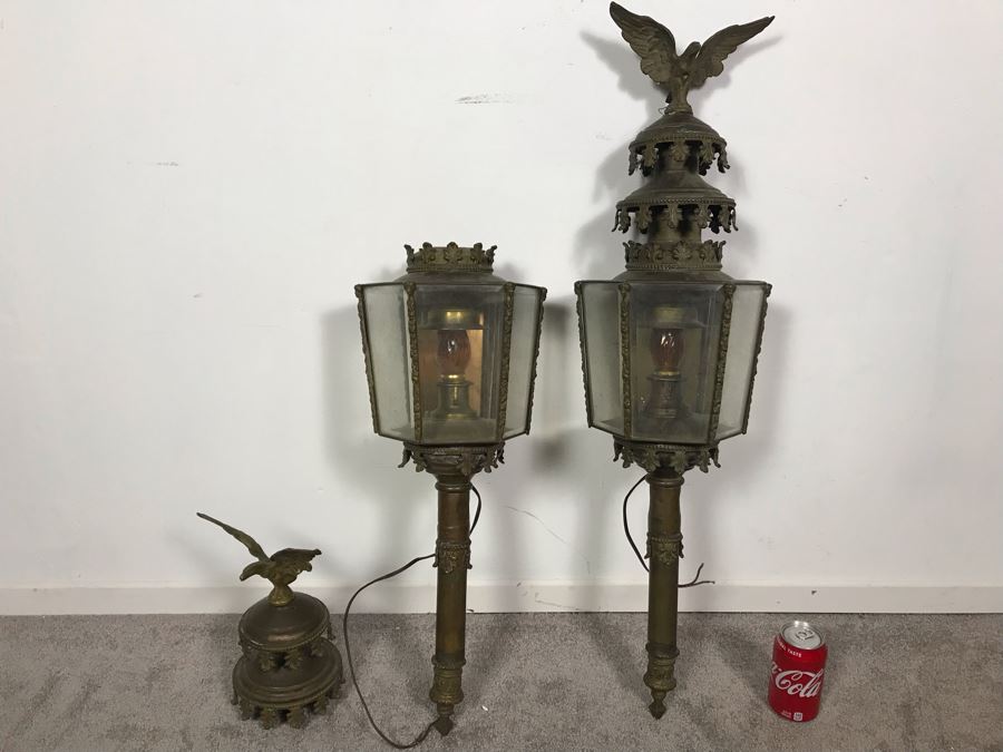 Pair Of Vintage Ornate Brass Wall Sconces Light Fixtures With Eagle Finials (One Finial Needs To Be Reattached)