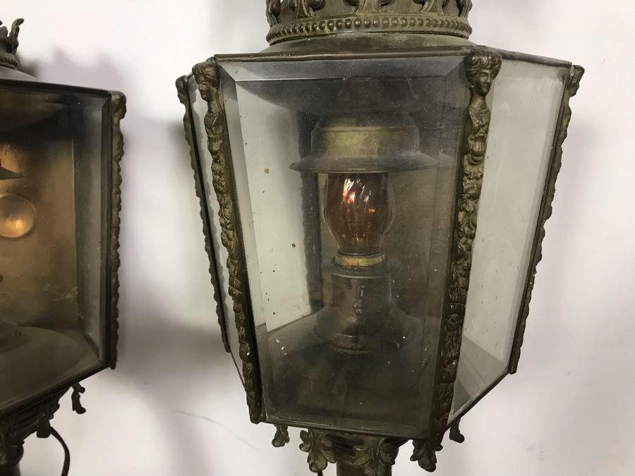 Pair Of Vintage Ornate Brass Wall Sconces Light Fixtures With Eagle ...