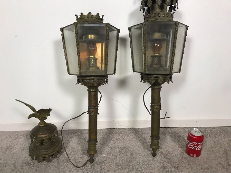 Pair Of Vintage Ornate Brass Wall Sconces Light Fixtures With Eagle Finials (One Finial Needs To Be Reattached) [Photo 3]