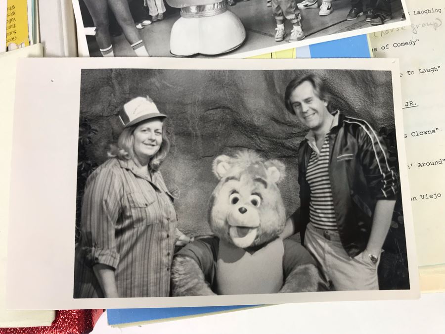 Original Script For NBC TVs 1986 Tournament Of Roses Parade A Celebration Of Laughter Filled With Planning, Information, Handwritten Notes And Official Program - See Photos For Small Sample [Photo 5]