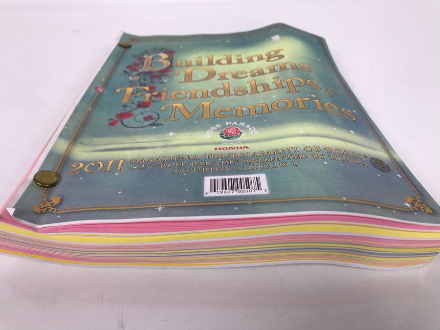 Original Script For NBC TVs 2011 Pasadena Tournament Of Roses 122nd Rose Parade [Photo 6]