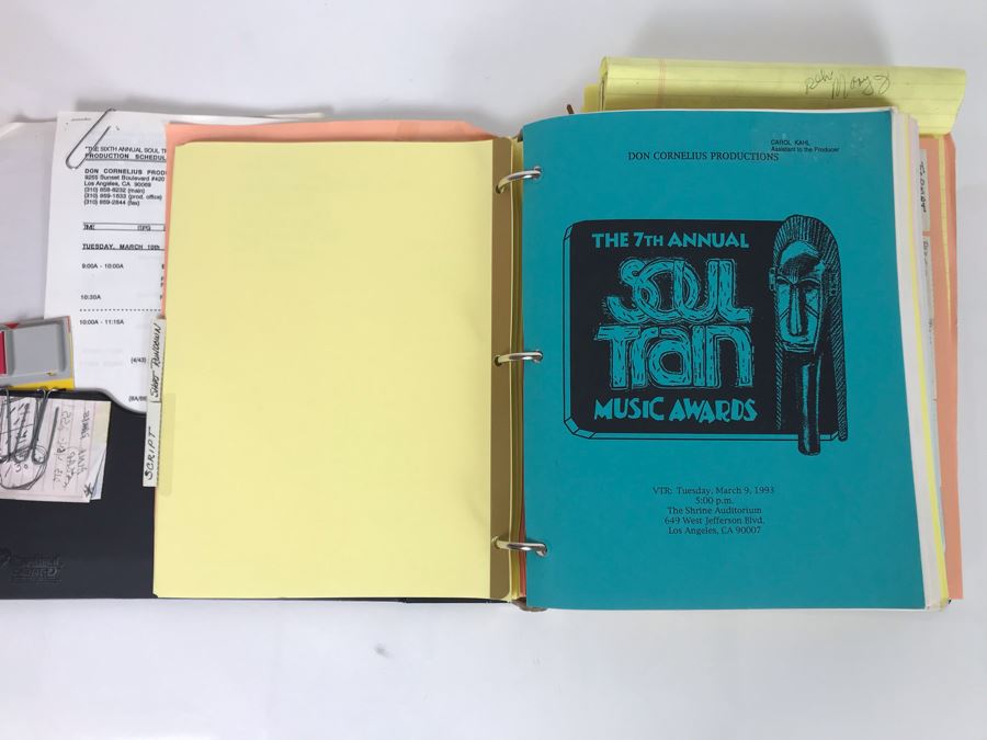 Original Script For The 7th Annual Soul Train Music Awards 1993 Filled With Planning, Information, Handwritten Notes - See Photos For Small Sample And Michael Jackson Speech From Script