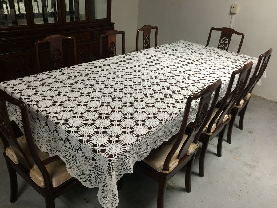 Large Tablecloth Lot [Photo 16]