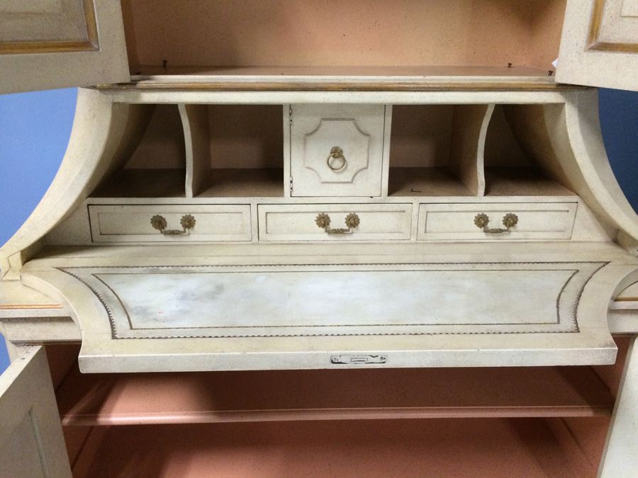 Yellow Desk with Hutch and Bench [Photo 3]