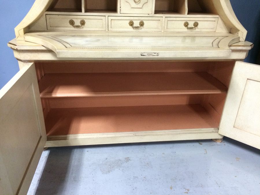 Yellow Desk with Hutch and Bench [Photo 4]