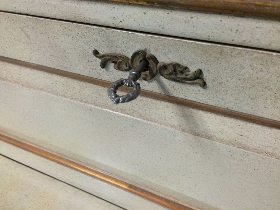 Yellow Desk with Hutch and Bench [Photo 7]