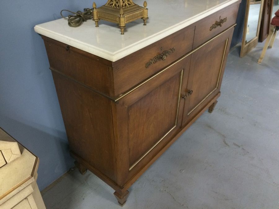 Bar Chest with Marble Top in Excellent Condition [Photo 13]