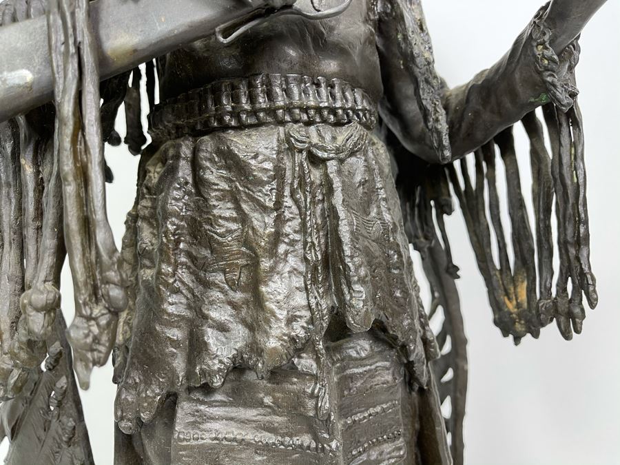 Signed Max Turner After Carl Kauba Bronze Sculpture Of Native American Indian Warrior 26H X 14W X 10D 53lbs [Photo 16]