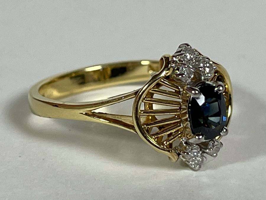 14K Gold Ring With Sapphire And Four Small Diamonds Size 7.5 [Photo 15]