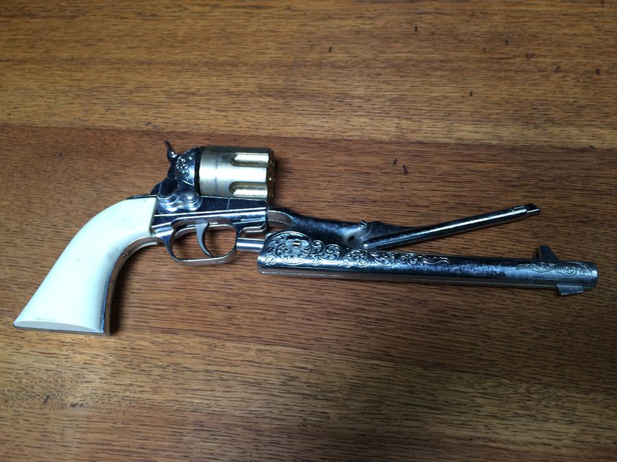 1950's Hubley Colt .45 Toy Cap Gun - 14' Long! [Photo 10]