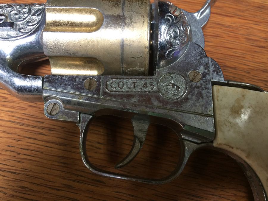 1950's Hubley Colt .45 Toy Cap Gun - 14' Long! [Photo 3]