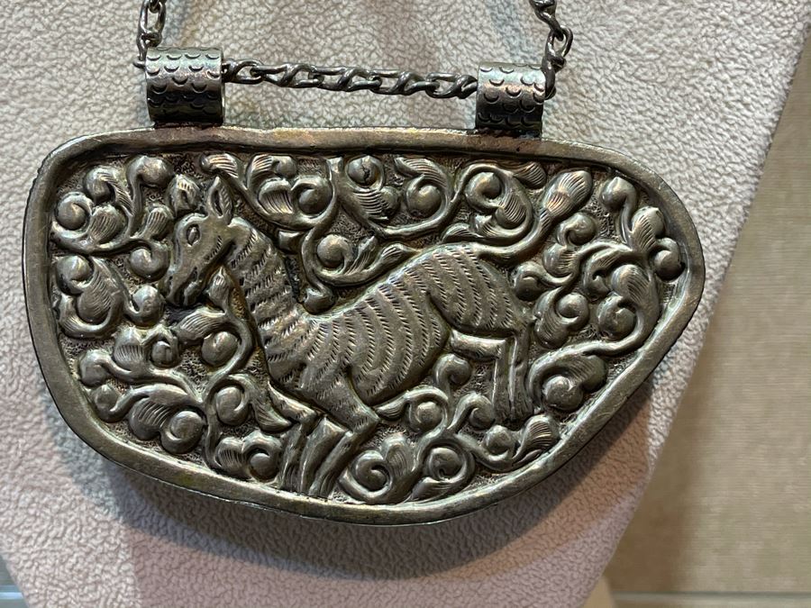 Natural Stone Base Metal Pendant Statement Necklace 24'L Retails $225 [Photo 6]