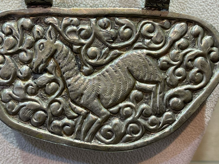 Natural Stone Base Metal Pendant Statement Necklace 24'L Retails $225 [Photo 7]