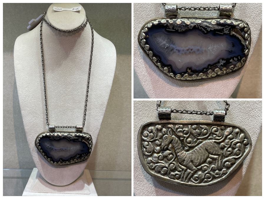 Natural Stone Base Metal Pendant Statement Necklace 24'L Retails $225 [Photo 1]