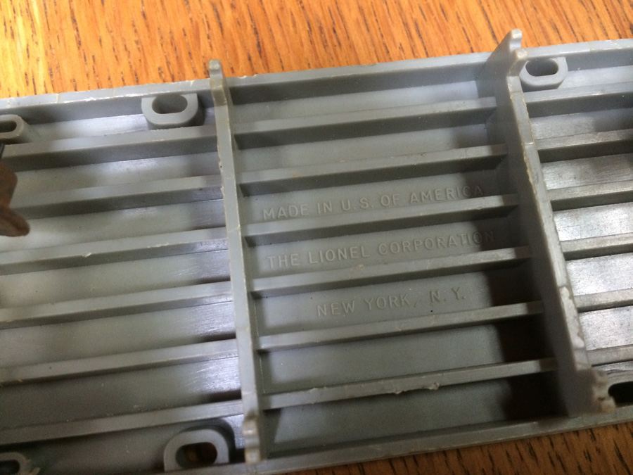 Lot of Lionel Trains [Photo 13]