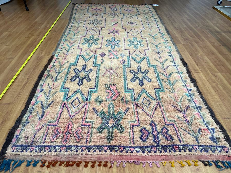 Handwoven Moroccan Rug From The Berber Tribe Boho Feel 10' x 4.6' Retails $2,650