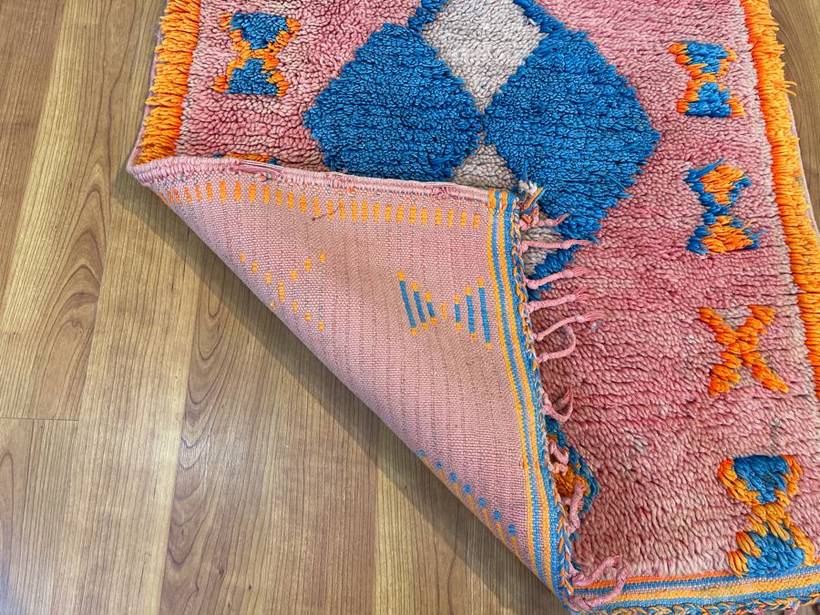 Handwoven Moroccan Rug From The Berber Tribe Boho Feel 9' x 2.6' Retails $1,250 [Photo 7]
