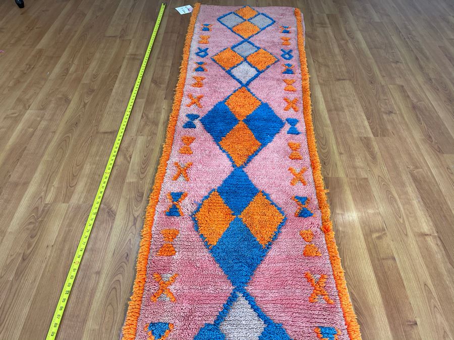 Handwoven Moroccan Rug From The Berber Tribe Boho Feel 9' x 2.6' Retails $1,250 [Photo 5]