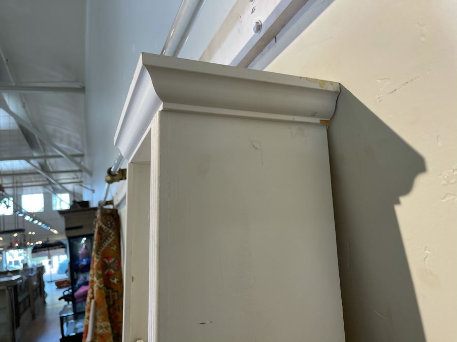 White Adjustable Wall Mounted Shelving Unit 24'W X 80'H [Photo 7]