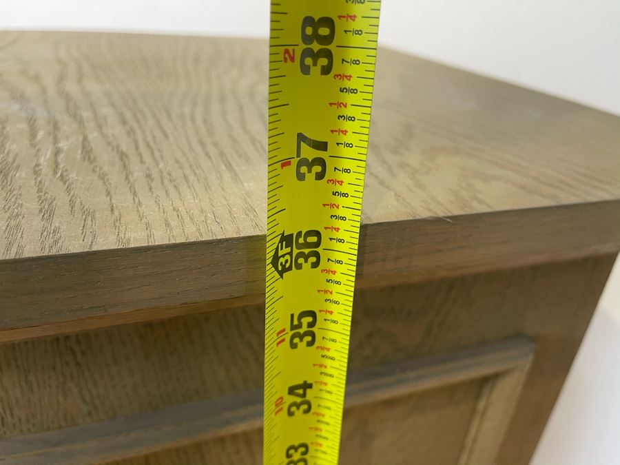 Ornate Solid Wooden Pedestal 3'H X 17.5'D [Photo 12]