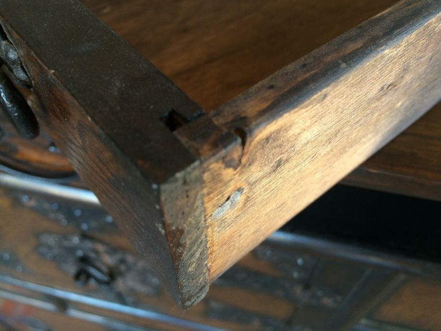 Antique Korean Cabinet [Photo 4]