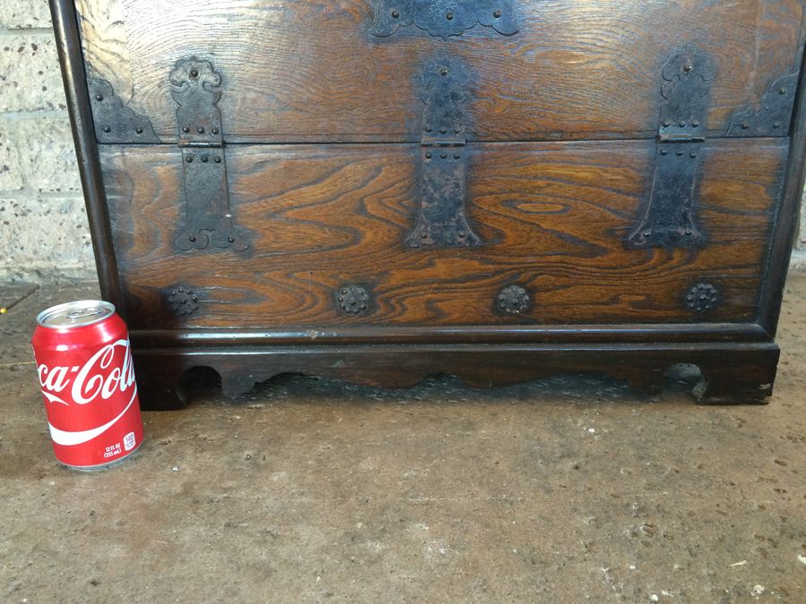 Antique Korean Cabinet [Photo 25]