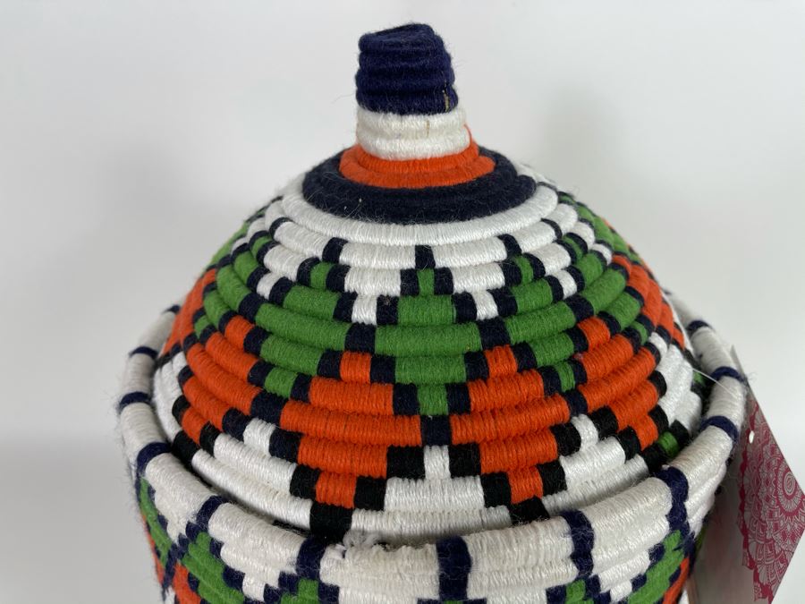 Moroccan Handmade Bread Basket Large Retails $115 [Photo 3]