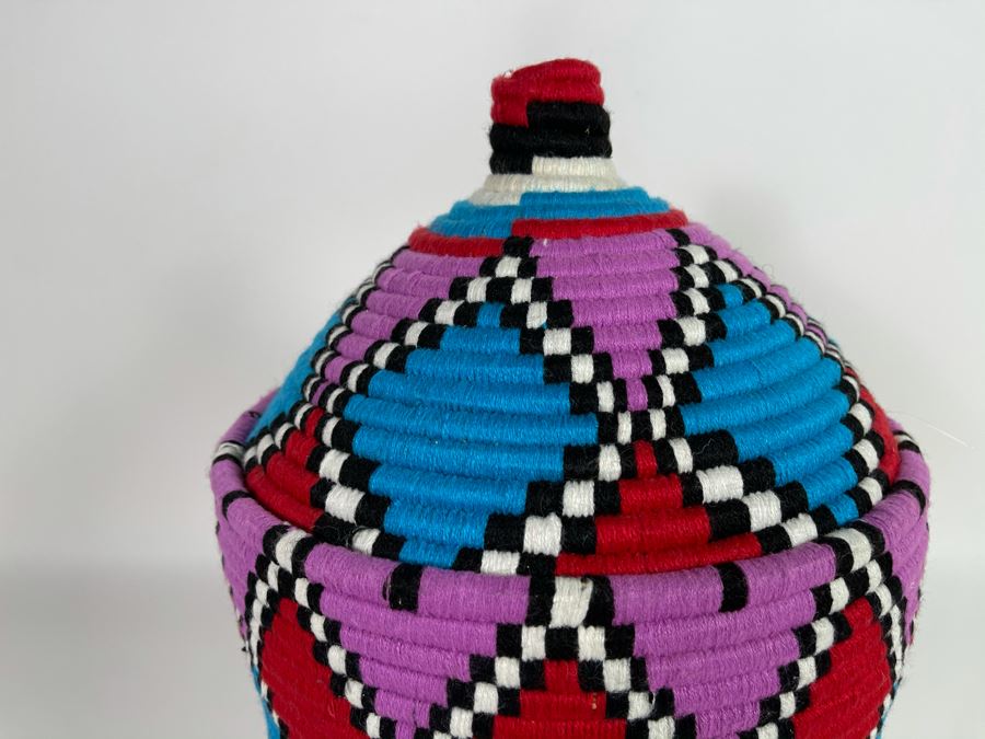 Moroccan Handmade Bread Basket Large Retails $95 [Photo 3]