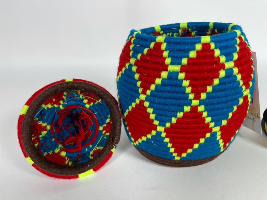 Moroccan Handmade Bread Basket Medium Retails $52 [Photo 2]