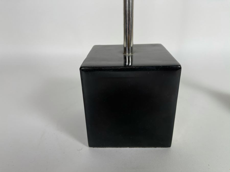 Large Olympian Circular Sculpture Retails $242 [Photo 5]