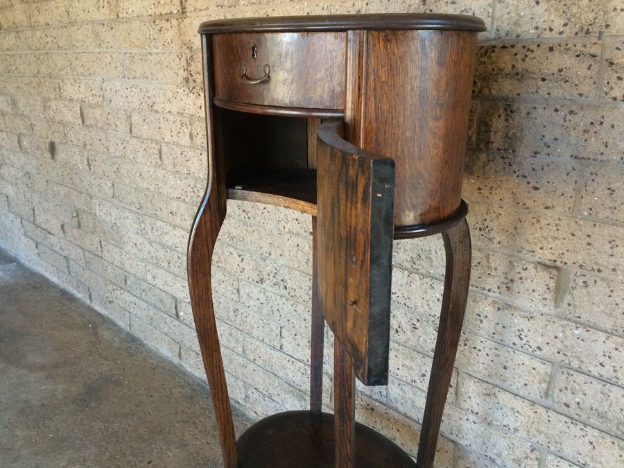 Vintage Shaving Stand Cabinet [Photo 18]
