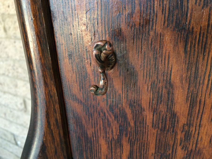 Vintage Shaving Stand Cabinet [Photo 10]