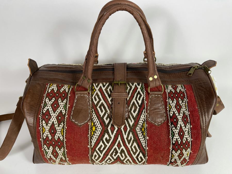 Moroccan Duffle Bag Handbag 19'W X 10'H Retails $325