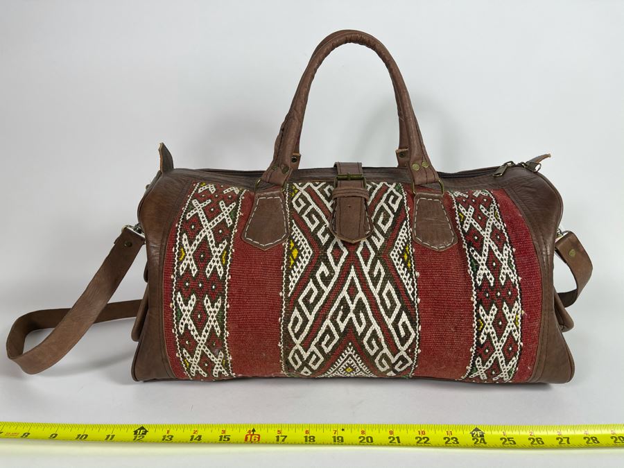 Moroccan Duffle Bag Handbag 19'W X 10'H Retails $325 [Photo 2]