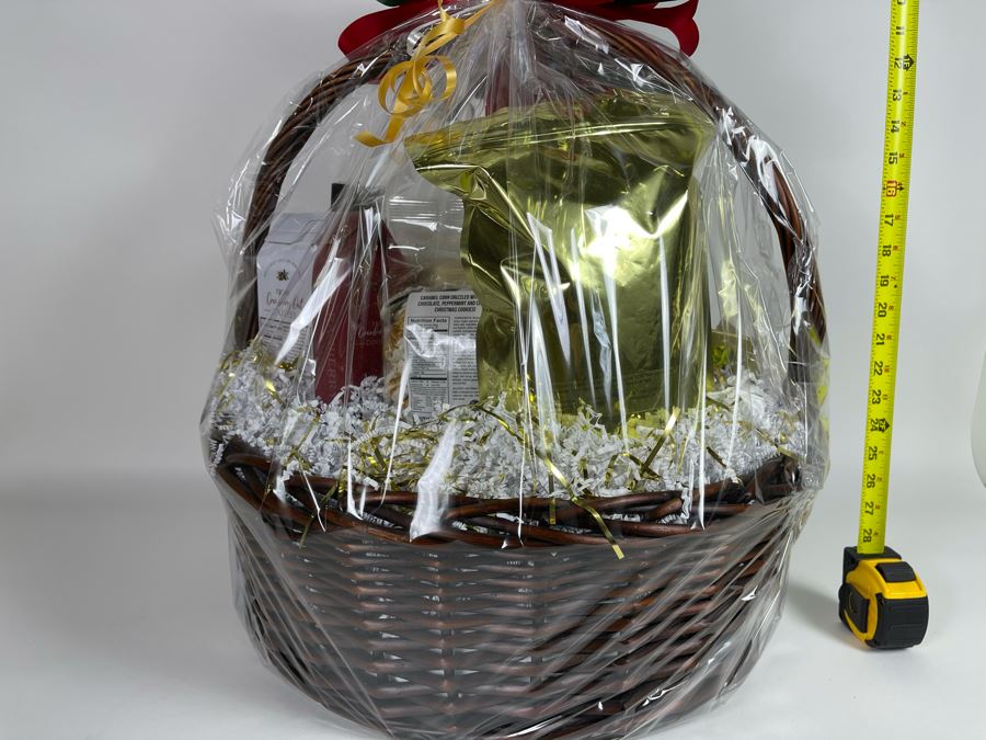 Large Wicker Gift Basket Retails $150 [Photo 7]
