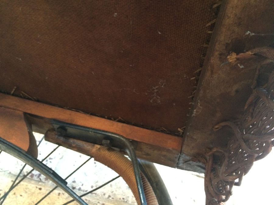 Antique Wheelchair [Photo 15]
