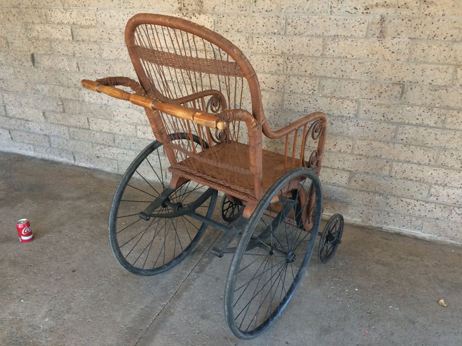 Antique Wheelchair [Photo 22]