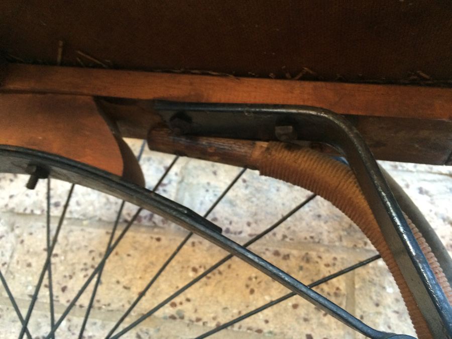 Antique Wheelchair [Photo 14]