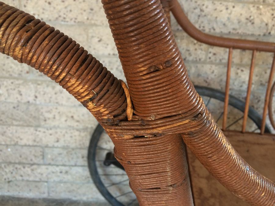 Antique Wheelchair [Photo 18]