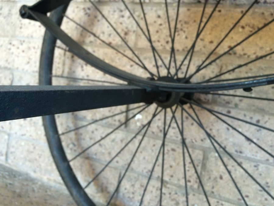 Antique Wheelchair [Photo 13]